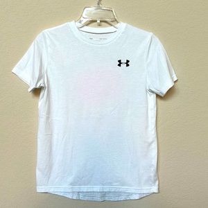 Boys white Under Armour shirt in size youth large